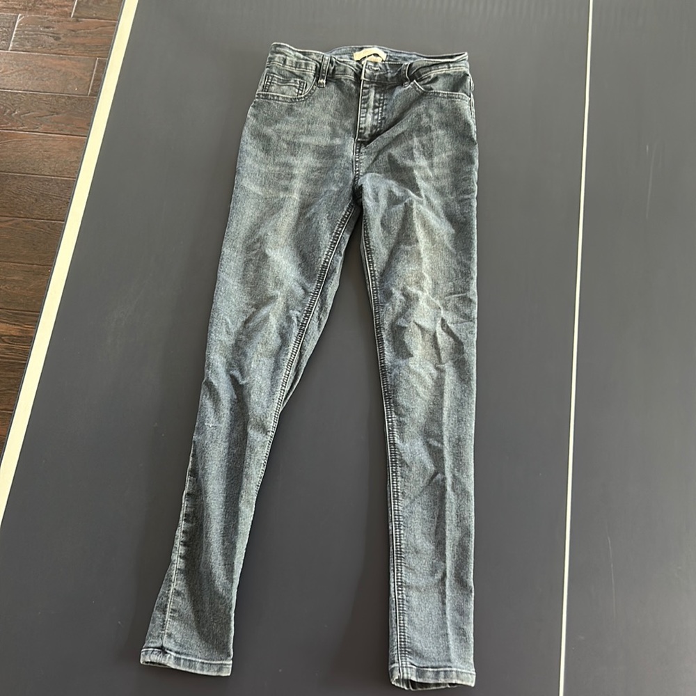 skinny jeans